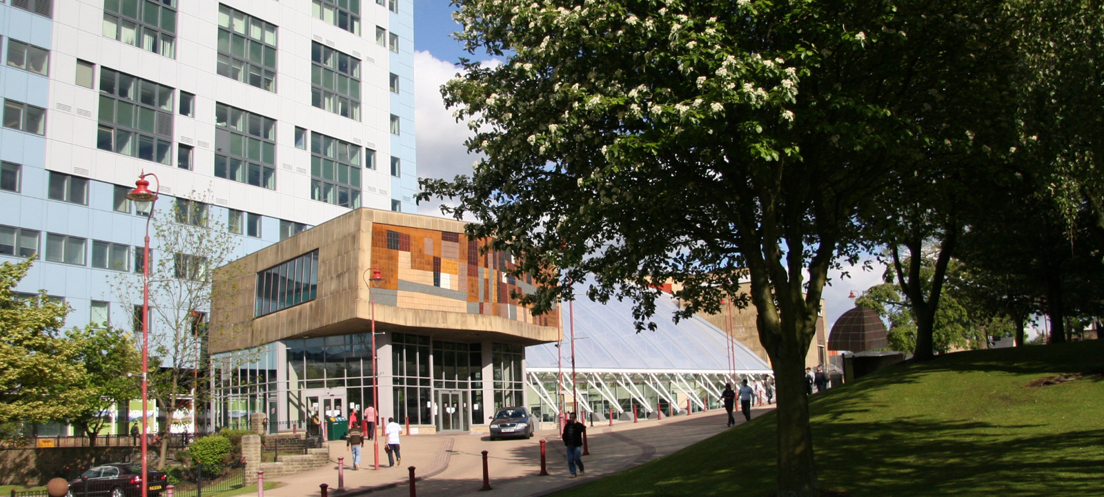 Exterior of the Richmond building on the University of Bradford Campus