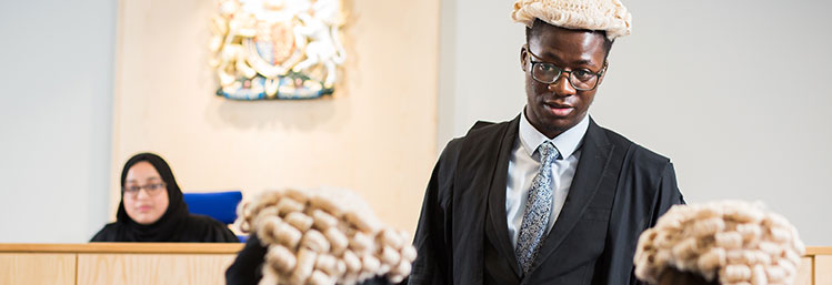 Law (with Integrated Foundation Year)