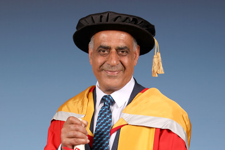 Amjad Pervez, Honorary Graduate, University of Bradford