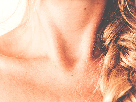 Close up of a persons neck