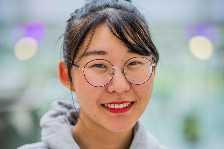 Profile image of postgraduate peace student Momo Suzuki