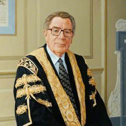 Photo of Sir Trevor Holdsworth